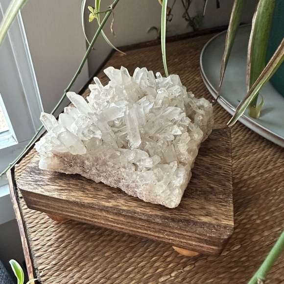 Clear Quartz Crystal Cluster BEST HEALING CRYSTAL 0.62 pounds - Picture 4 of 11